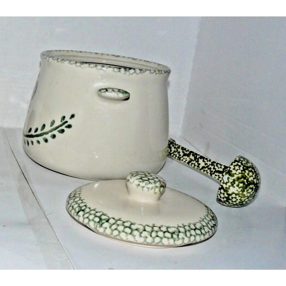 Vtg ceramic pottery ivory green heart soup tureen double handles lid ladle